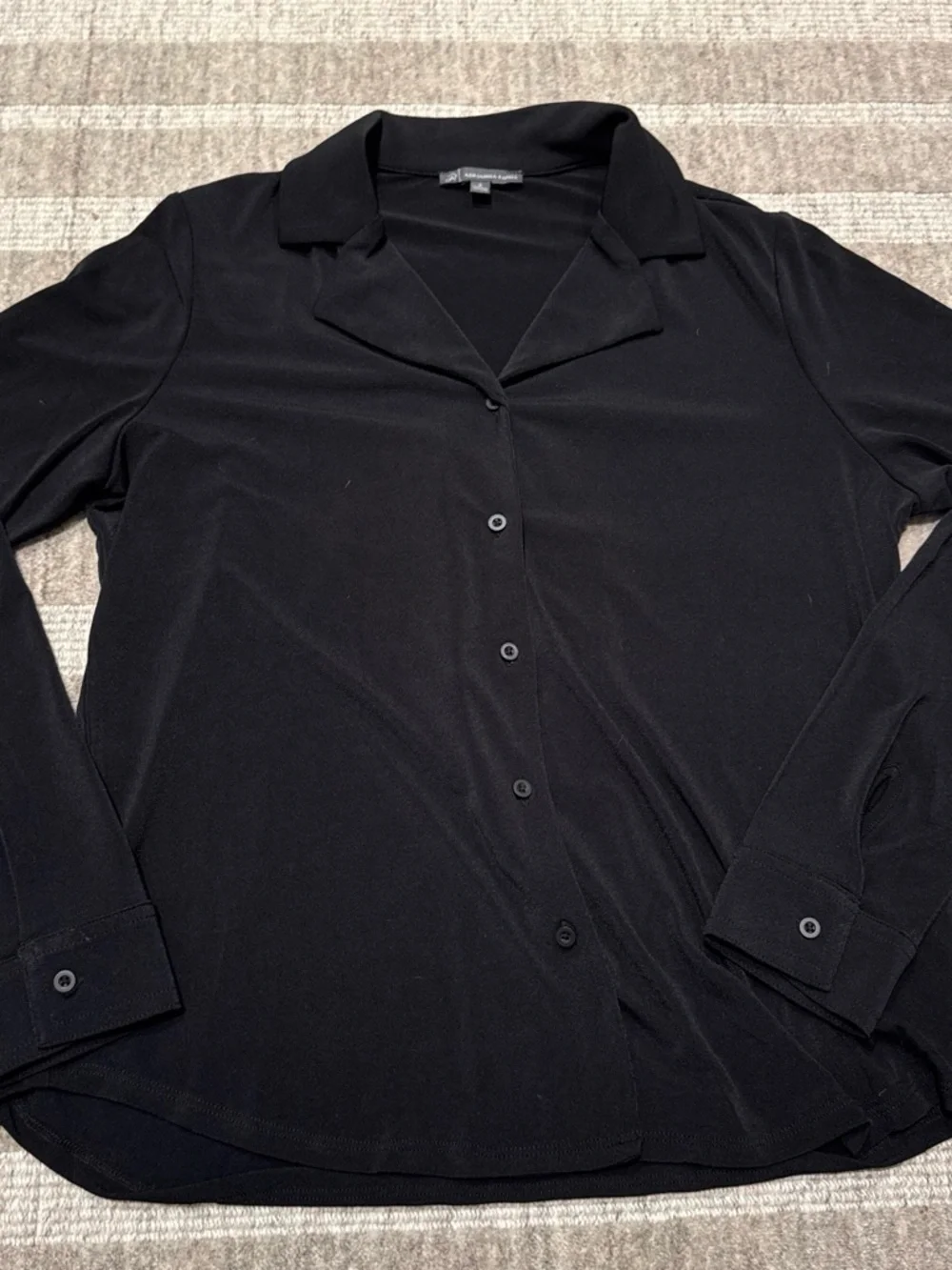 Adrianna Papell Black Long-Sleeve Button-Up Shirt